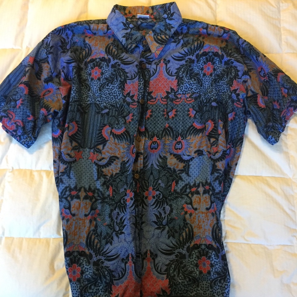 Hawaiian Shirt Button up Lightweight Men's Shirt L